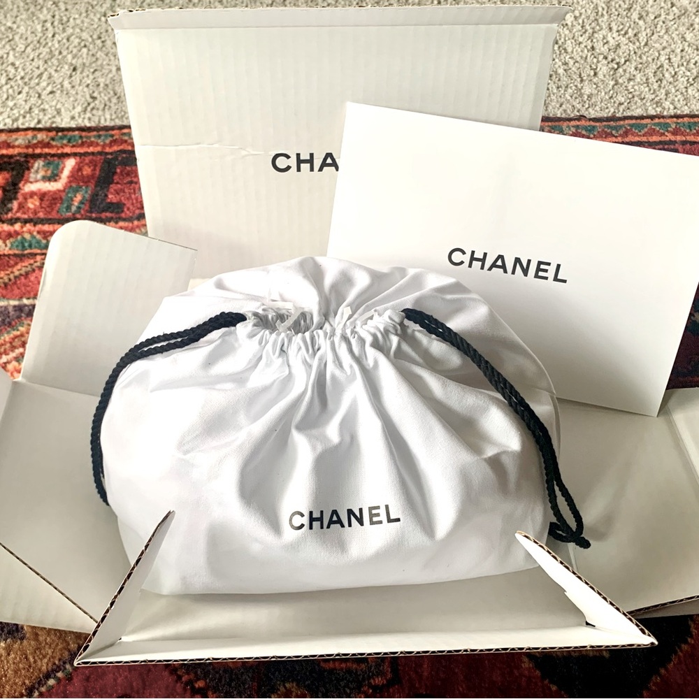 Chanel cloth makeup bag drawstring pouch bag in Chanel box - white